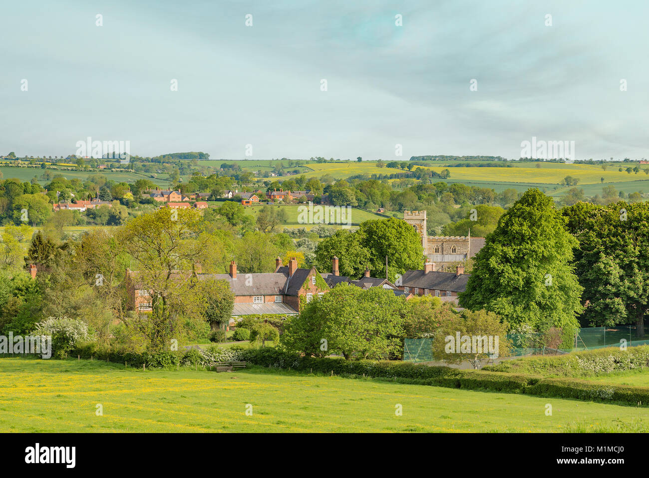 Une image montrant une section du petit village paisible d'Rotherby, Leicestershire, Angleterre, Royaume-Uni. Banque D'Images
