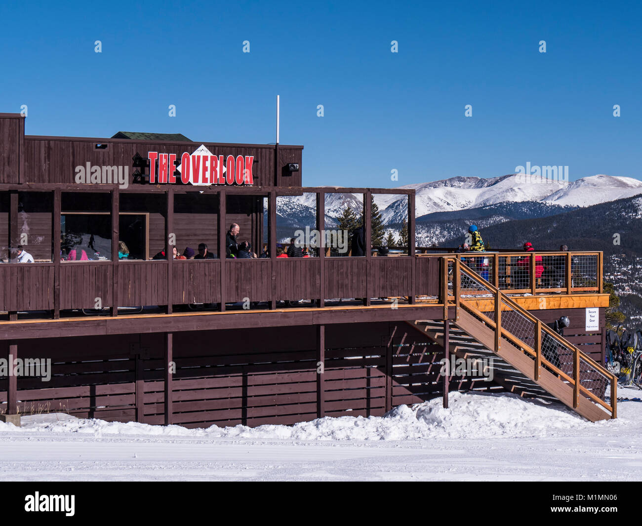 Donnent sur le jour lodge and restaurant au sommet Sommet 9, Station de Ski de Breckenridge, Breckenridge, Colorado. Banque D'Images