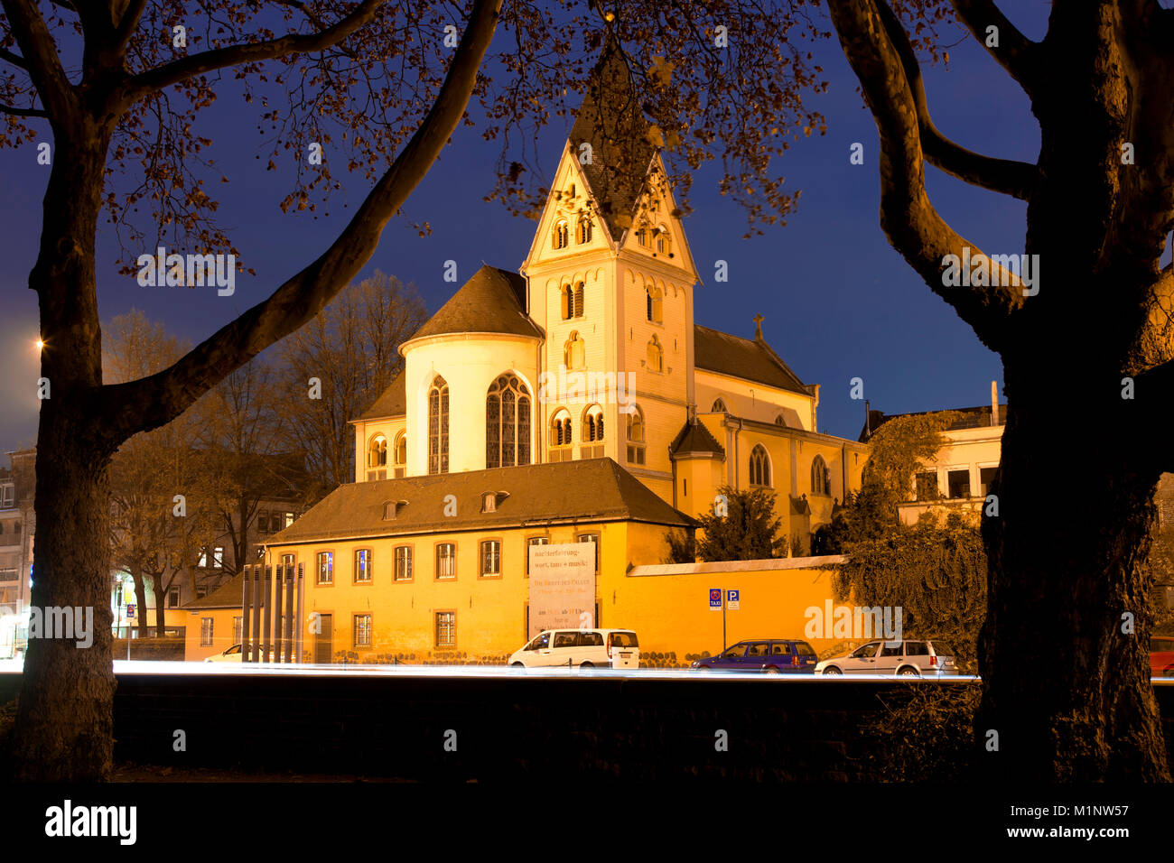 Allemagne, Cologne, l'église romane de Santa Maria Lyskirchen. Deutschland, Koeln, die romanische Kirche St. Maria in Lyskirchen. Banque D'Images