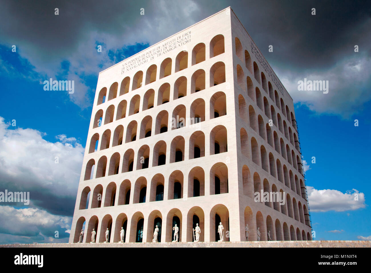 Le Palazzo della Civiltà Italiana / Palazzo della Civiltà del Lavoro / Colosseo Quadrato, Rome, Italie Banque D'Images