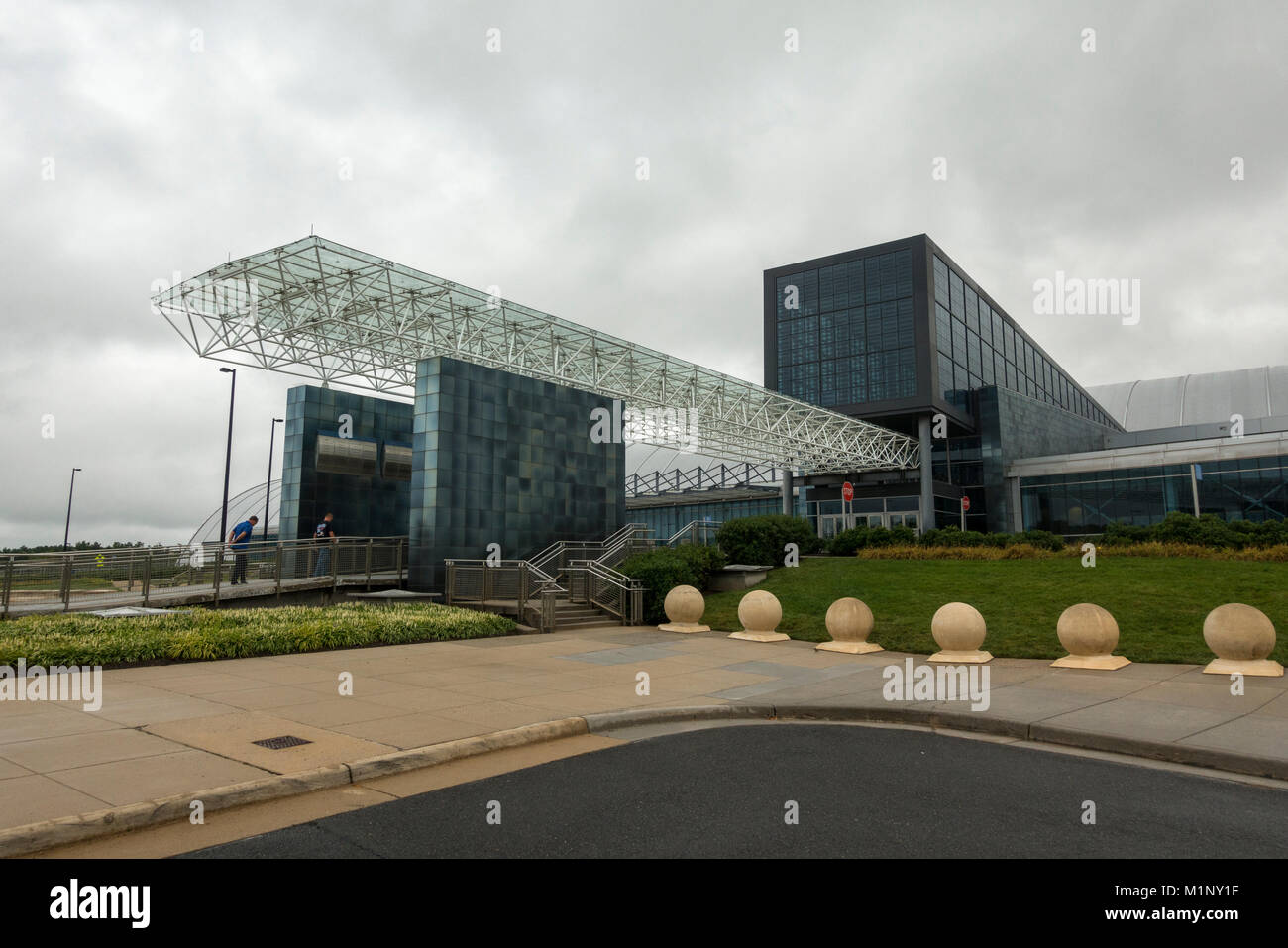 Le Steven F. Udvar-Hazy Center, Musée de l'espace Parkway, Chantilly, VA, USA Banque D'Images