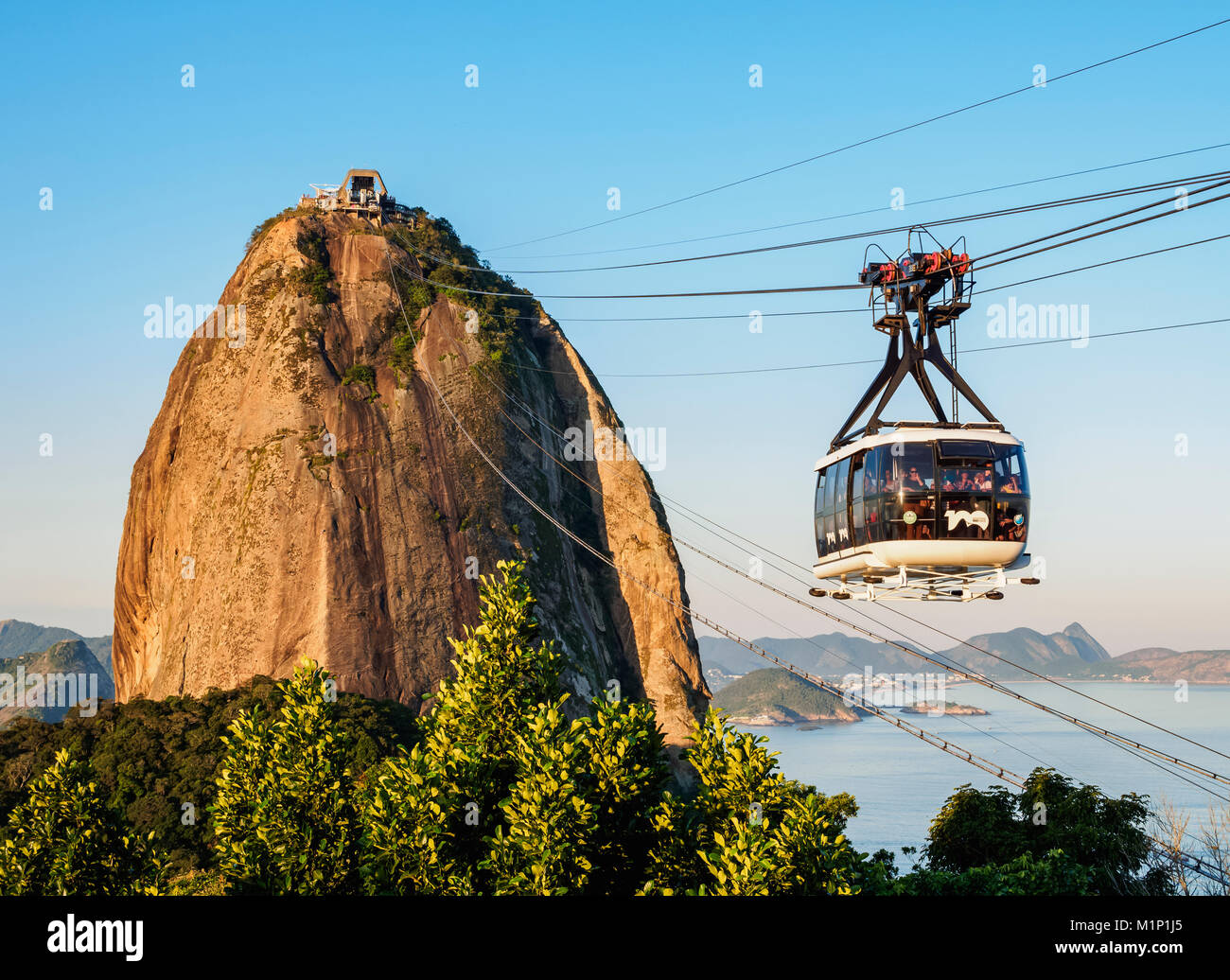 Le téléphérique de la montagne Sugarloaf, Rio de Janeiro, Brésil, Amérique du Sud Banque D'Images