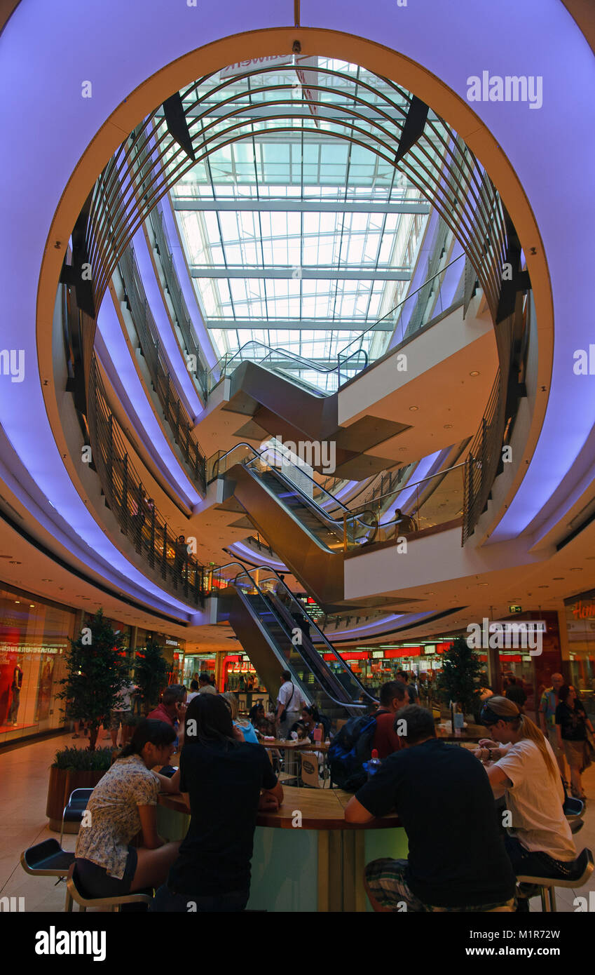 Königsbau Schlossplatz, Stuttgart, Bade-Wurtemberg, Allemagne, Europa Banque D'Images