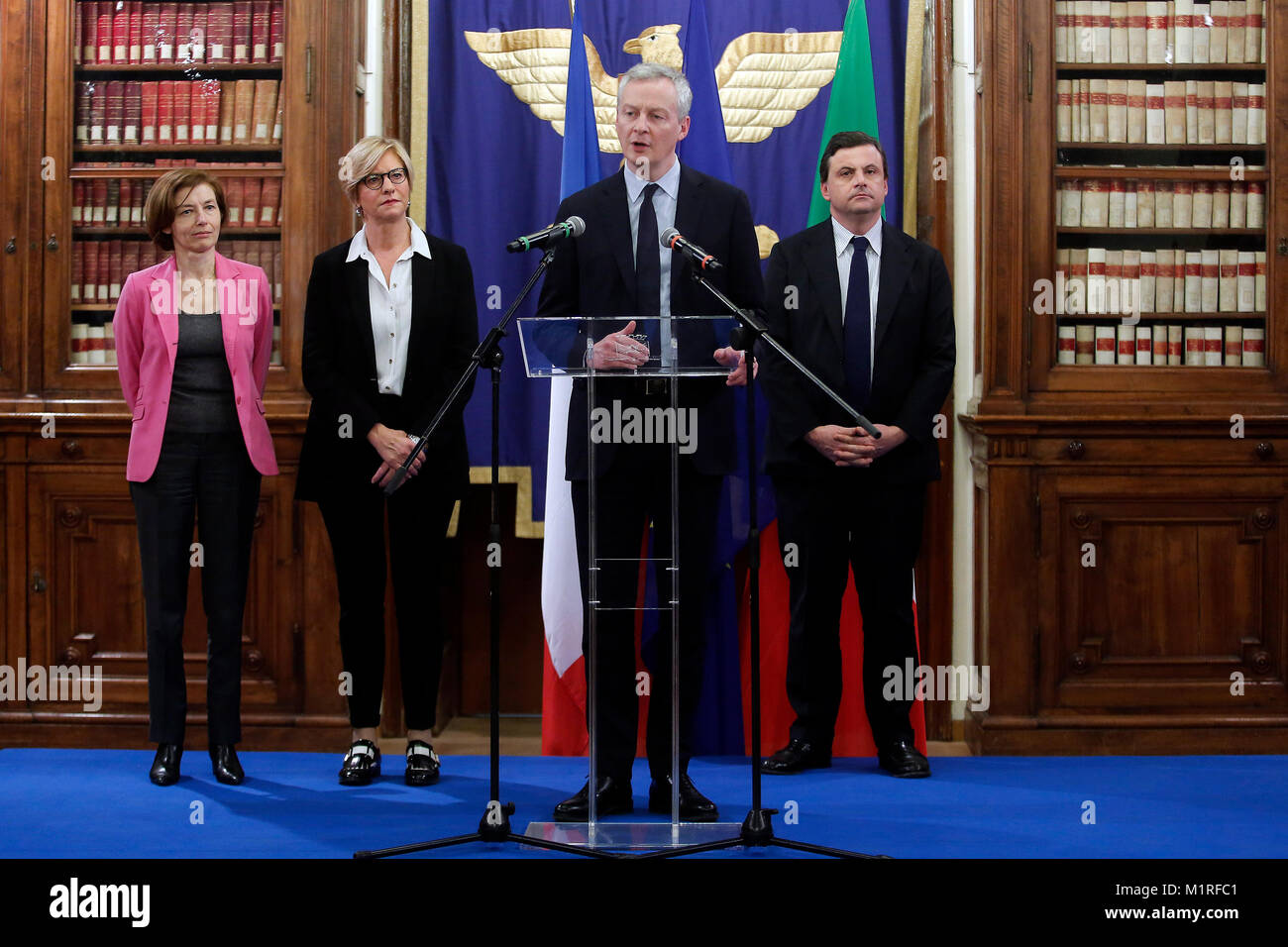 Florence Parly, Roberta Pinotti, Bruno La Maire e Carlo Calenda Roma 01/02/2018. Incontro di lavoro sul Progetto di cooperazione nel settore industriale navale militare (groupe naval Fincantieri). Le1er février 2018 Rome. Réunion sur le projet de coopération entre l'Italie et la France dans le secteur naval militaire- (groupe naval Fincantieri et). Foto Samantha Insidefoto Zucchi Banque D'Images