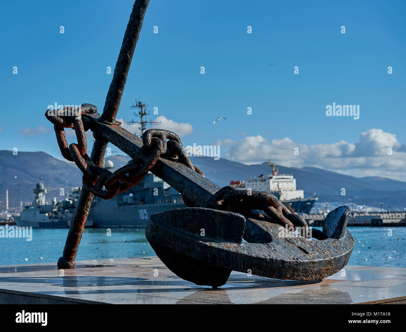 L'ancrage des navires dans le port Banque D'Images