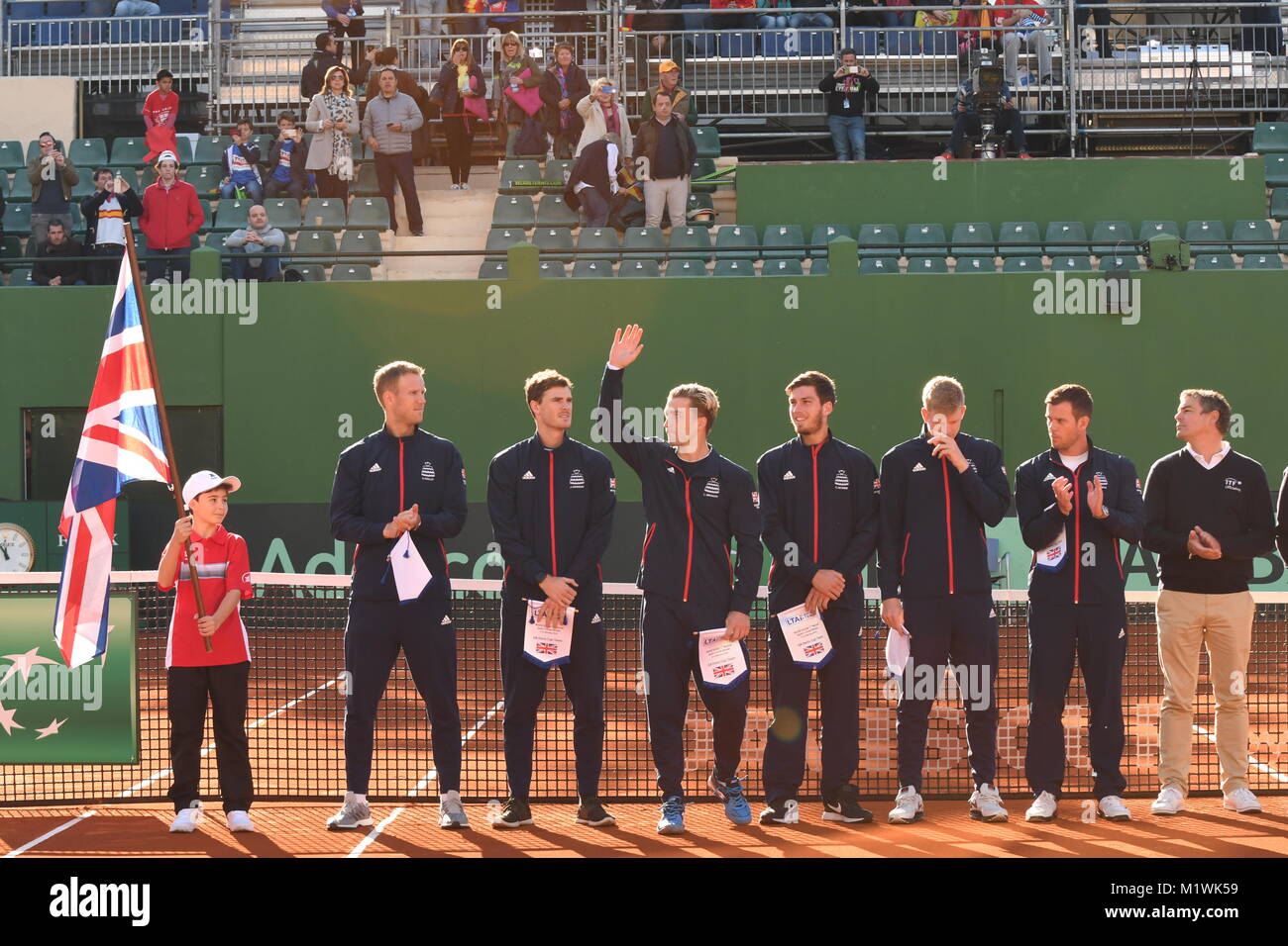 Marbella, Espagne - Février 2, 2018. La société britannique Dominic Inglot, Jamie Murray, Liam Broady, Cameron Norrie, Kyle Edmund et le capitaine Leon Smith Premier tour de la Coupe Davis de tennis l'Espagne contre la Grande-Bretagne - Club de Tenis Puente Romano, Marbella, Espagne - Février 2, 2018 Espagne Credit : Gtres información más Comuniación sur ligne, S.L./Alamy Live News Banque D'Images