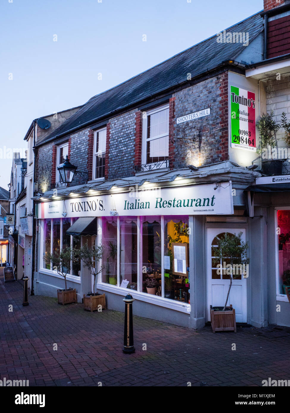 Toninos Restaurant Italien, Shooters Hill, Cowes, île de Wight, Angleterre Banque D'Images