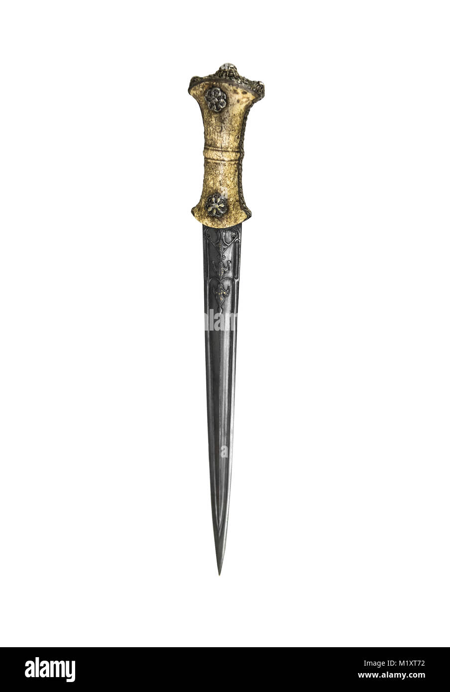 Japon antique petite épée sur un fond blanc. Banque D'Images