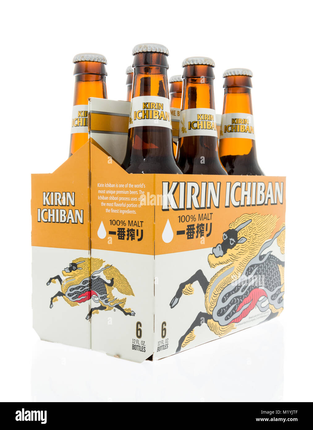 Winneconne, WI - 31 janvier 2018 : un six-pack de Kirin Ichiban bière de malt sur un fond isolé. Banque D'Images