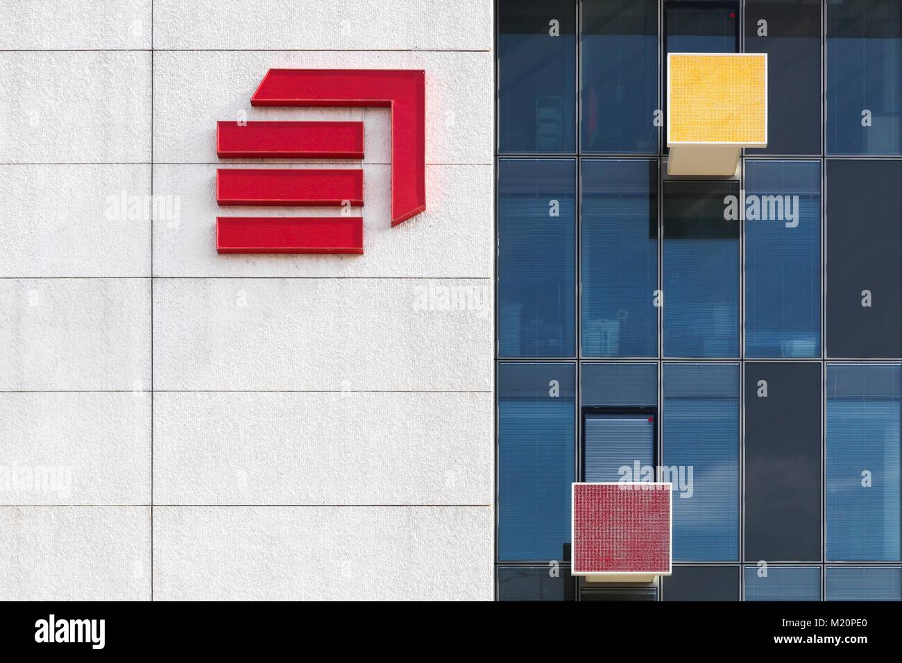 Lyon, France 15 mars 2017 : Eiffage bâtiment administratif avec le logo de la société sur un mur. Eiffage est une entreprise de construction française Banque D'Images