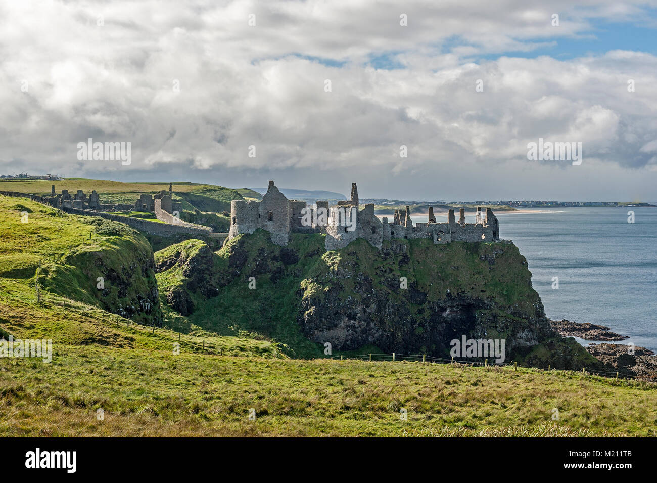 Le Château de Dunluce, comté d'Antrim Banque D'Images