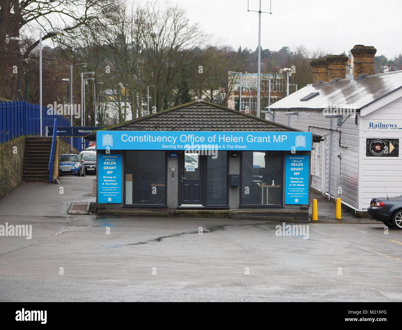 Maidstone, Kent, UK. 3, 2018. Météo France : un jour froid et humide avec des pluies persistantes. Bureau de circonscription de Helen Grant MP. Credit : James Bell/Alamy Live News Banque D'Images
