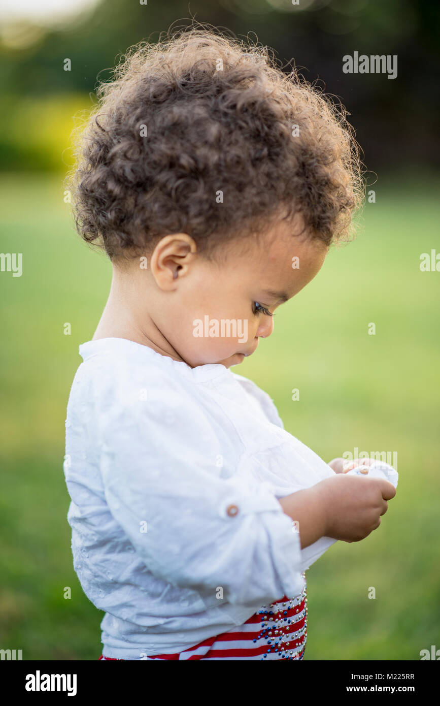 Bebe Metisse Banque D Image Et Photos Alamy