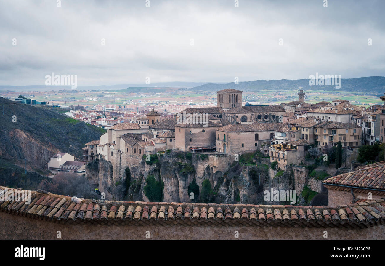 Ville médiévale de Cuenca, dans La Mancha, en Espagne. Déclaré site du patrimoine mondial par l'UNESCO en 1996 Banque D'Images