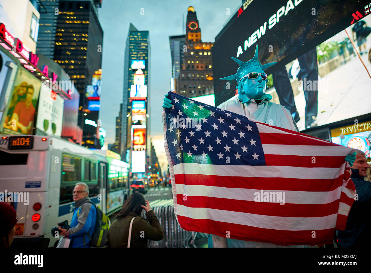 New York City Manhattan Times Square intersection commerciale majeure, la destination touristique,Quartier Broadway et la Septième Avenue Banque D'Images