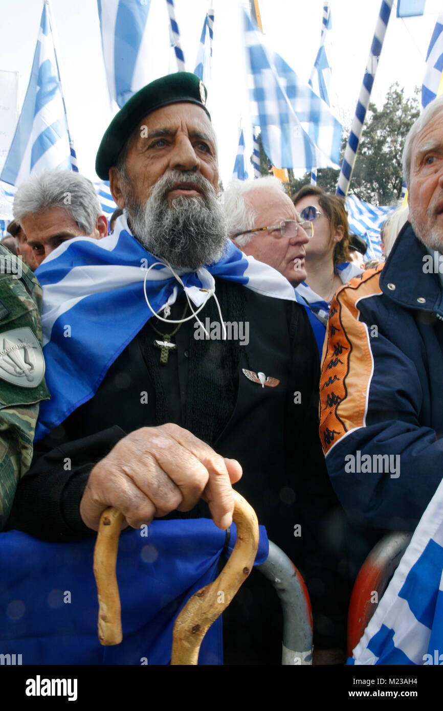 Athènes, Grèce. Le 04 février, 2018. Que grec assister à la démonstration de la place Syntagma. Credit : Dimitrios Karvountzis/Pacific Press/Alamy Live News Banque D'Images