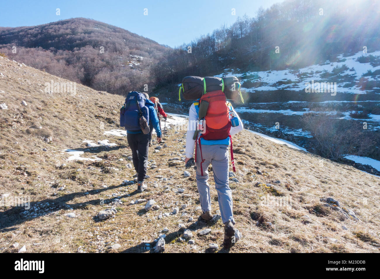 Trekking montagne neige Banque D'Images