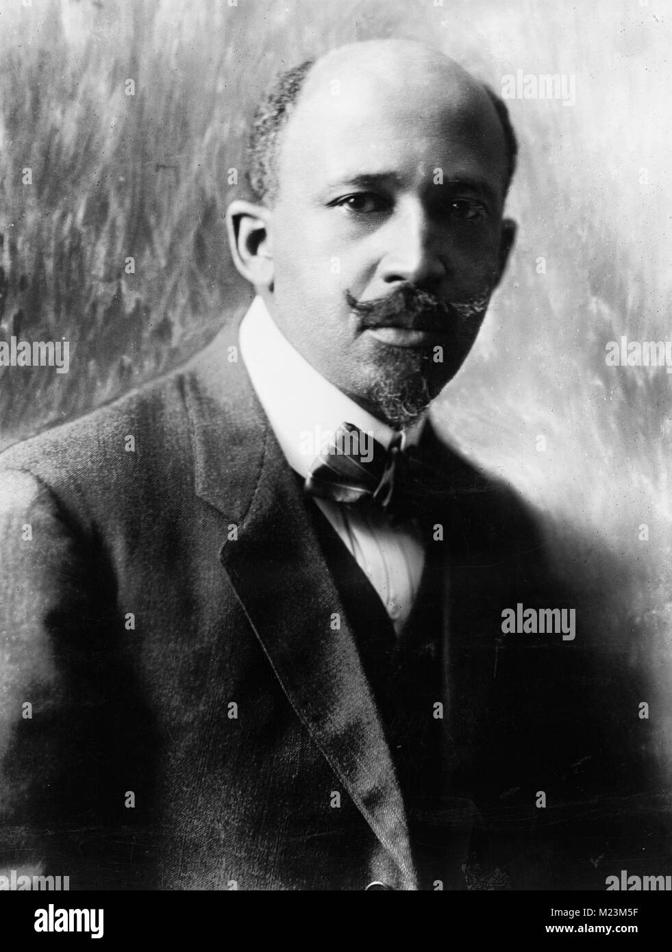 W. E. B. Du Bois (1868 â€" 1963), co-fondateur de la National Association for the Advancement of Colored People (NAACP), en 1918. Banque D'Images