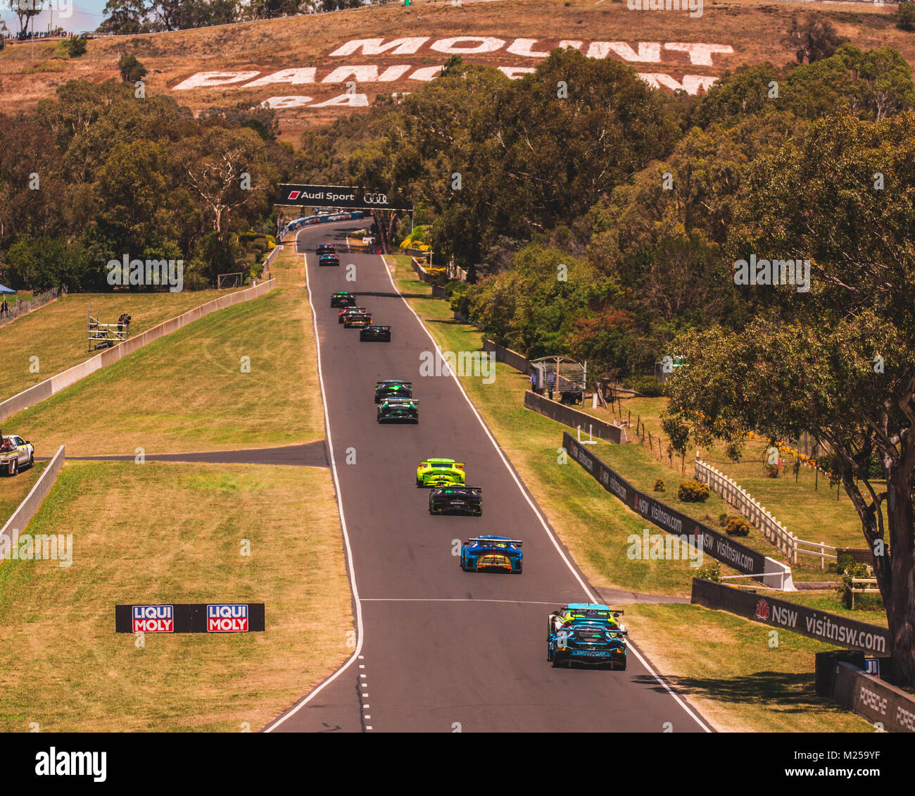 Mount Panorama Racing Mount panorama circuit Banque de photographies et d’images à haute ...