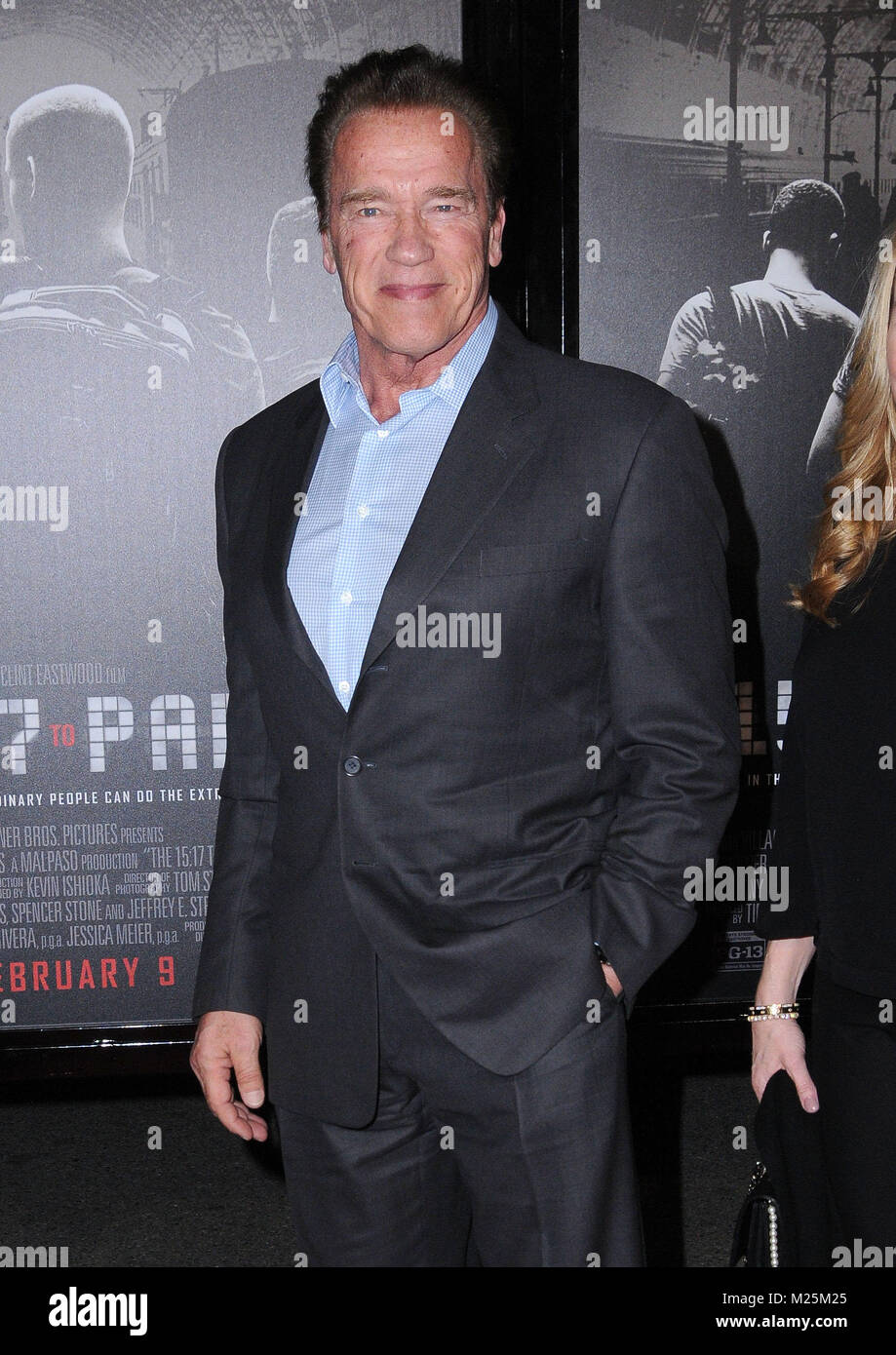 Burbank, CA, USA. 5e Février, 2018. 05 février 2018 - Burbank, Californie - Arnold Schwatzenegger. ''Le 15:17 à Paris'' Los Angeles Premiere tenue à Warner Bros Studios, SJR Theatre. Crédit photo : Birdie Thompson/AdMedia Crédit : Birdie Thompson/AdMedia/ZUMA/Alamy Fil Live News Banque D'Images