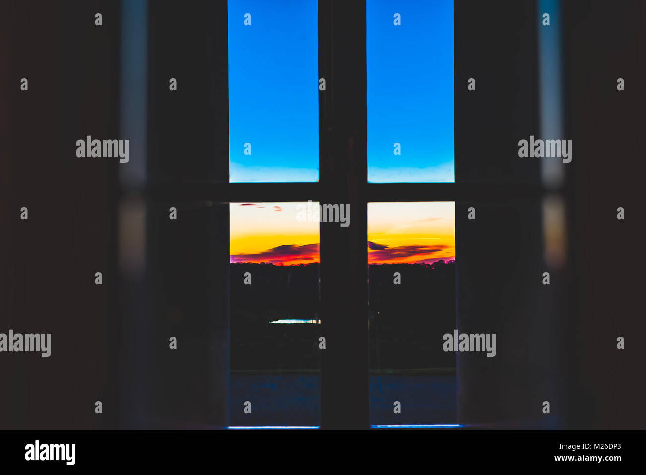 Fenêtre mariage Coucher du Soleil Banque D'Images