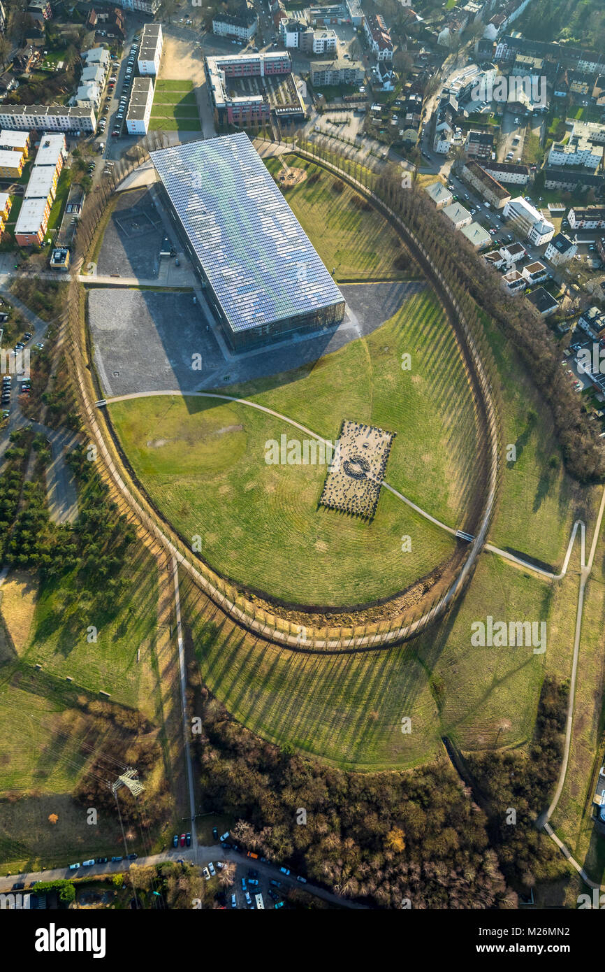 Académie Mont-Cenis, Ministère de l'éducation en Rhénanie du Nord-Westphalie, centrale solaire du Mont Cenis, modules solaires sur le toit, Herne, Ruhr, North Rhi Banque D'Images