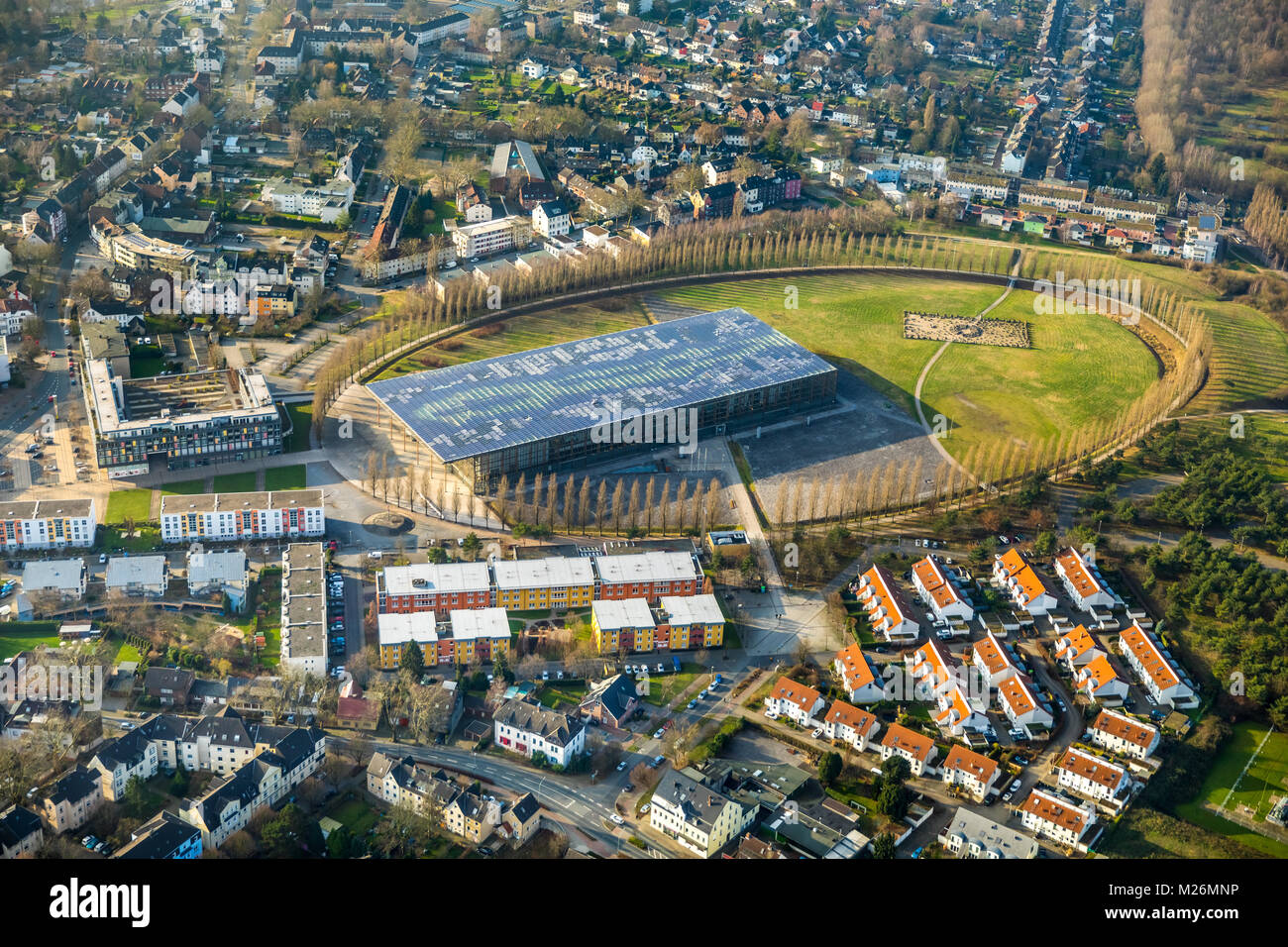 Académie Mont-Cenis, Ministère de l'éducation en Rhénanie du Nord-Westphalie, centrale solaire du Mont Cenis, modules solaires sur le toit, Herne, Ruhr, North Rhi Banque D'Images