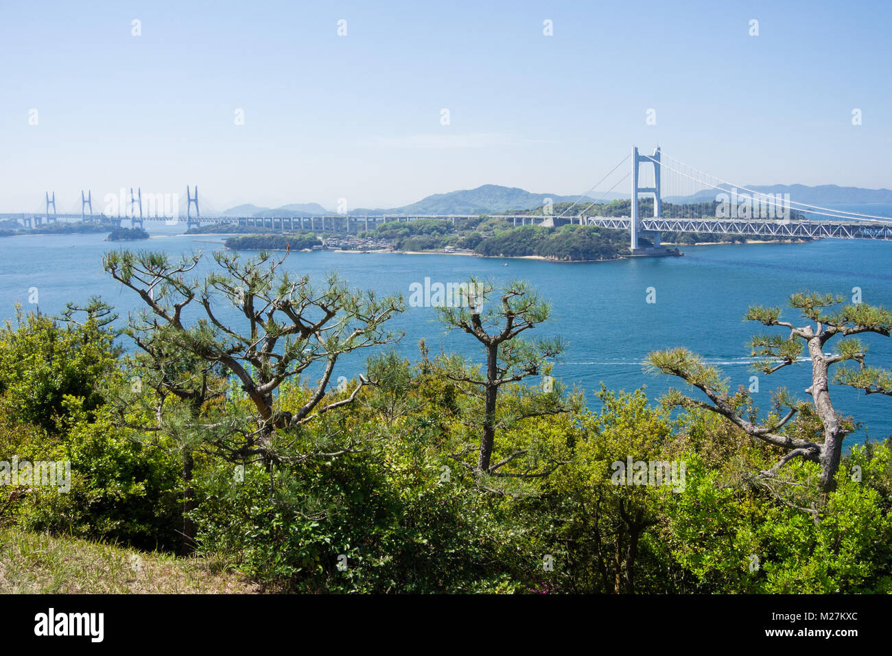 Le grand pont de Seto ou Pont Seto Ohashi ou Golden Gate Bridge est une série de ponts reliant deux étages et dans les préfectures d'Okayama Kagawa Japa Banque D'Images