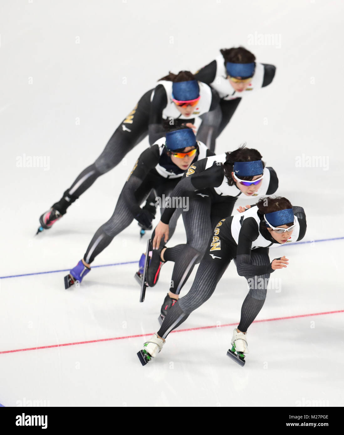 Les membres de l'équipe japonaise de patinage de vitesse s'entraînent lors d'une journée de prévisualisation à l'ovale Gangneung avant les Jeux Olympiques d'hiver de PyeongChang en Corée du Sud en 2018. APPUYEZ SUR ASSOCIATION photo. Date de la photo: Mardi 6 février 2018. Voir l'histoire de PA JEUX OLYMPIQUES d'hiver. Le crédit photo devrait se lire comme suit : Mike Egerton/PA Wire. Banque D'Images