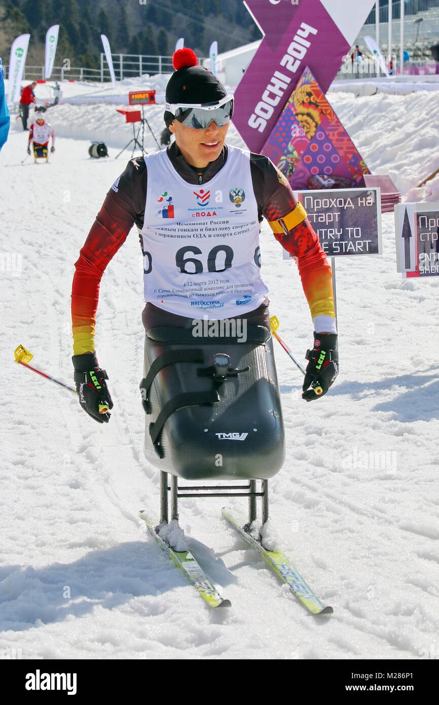 Andrea ESKAU Sitzskifahrerin - Zweites der deutschen Formation Paralympischen Mannschaft dans Sotschi Sotschi 2014 Jeux paralympiques Jeux paralympiques d'hiver de Sotchi / 2014 Banque D'Images