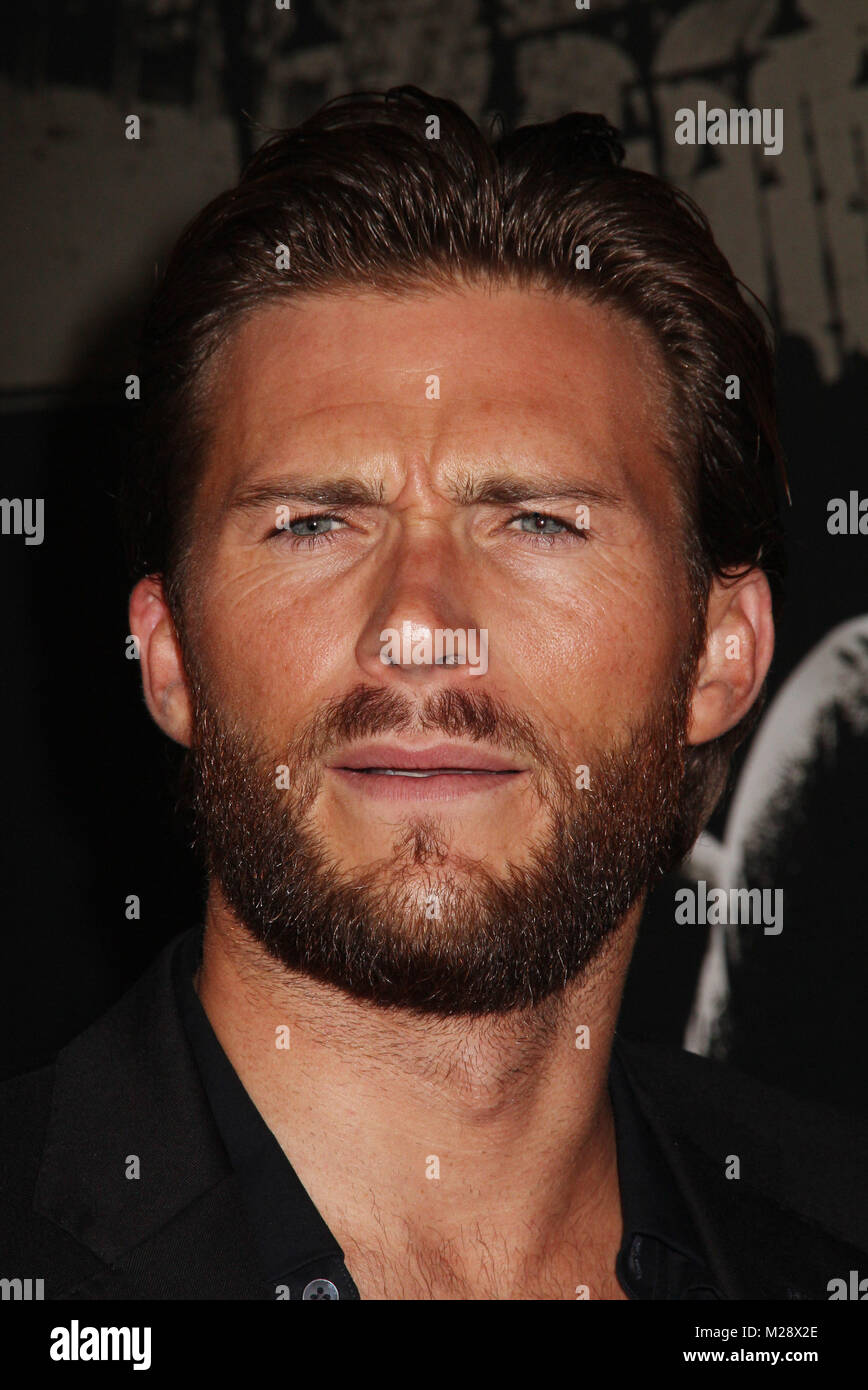 Burbank, Californie, USA. 5 Février, 2018. Scott Eastwood 02/05/2018 La première mondiale de 'Les 15:17 à Paris" tenue à l'SJR Theatre at Warner Bros Studios de Burbank, Ca Photo par Izumi Hasegawa / HollywoodNewsWire.co Crédit : Hollywood News Wire Inc./Alamy Live News Banque D'Images