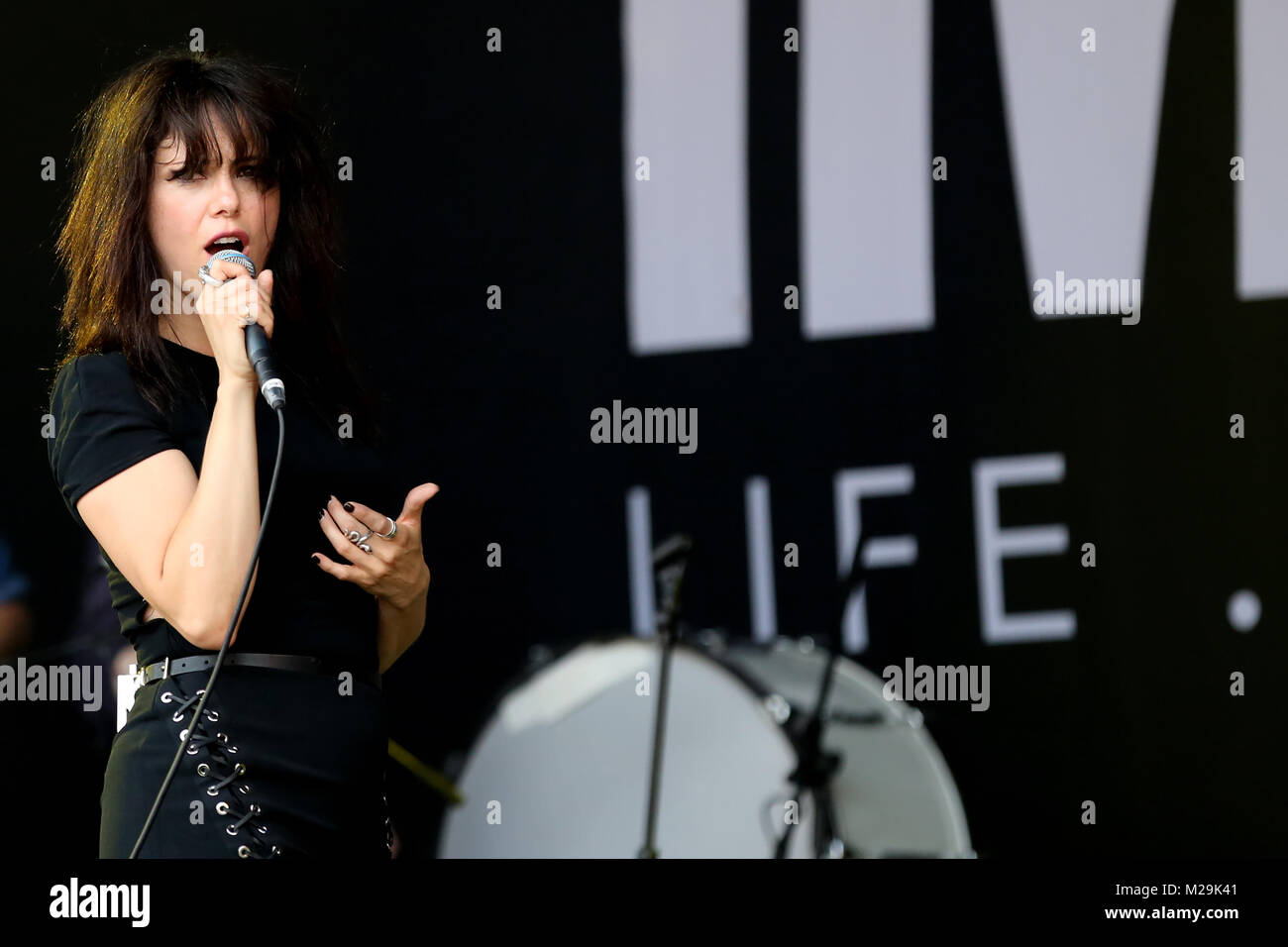 Imelda may joue sur la scène principale à l'Cornbury Music Festival 2017 - [crédit : Andy Trevaskis] Banque D'Images