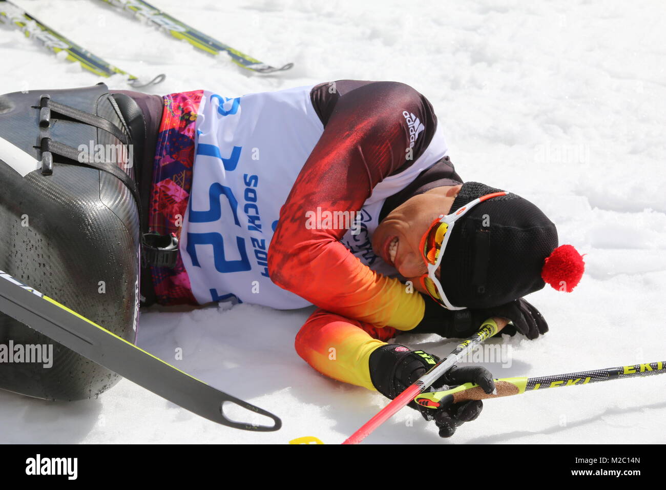 Andrea ESKAU im Ziel. Die 42-jährige hat am Sonntag ihre zweite Goldmedaille gewonnen, nachdem tr zurück als eigentllöocj Skianglauf - Cross Country 9. Jeux paralympiques 2014 / Wettkampftag Sotschi Jeux paralympiques d'hiver de Sotchi 2014 Banque D'Images