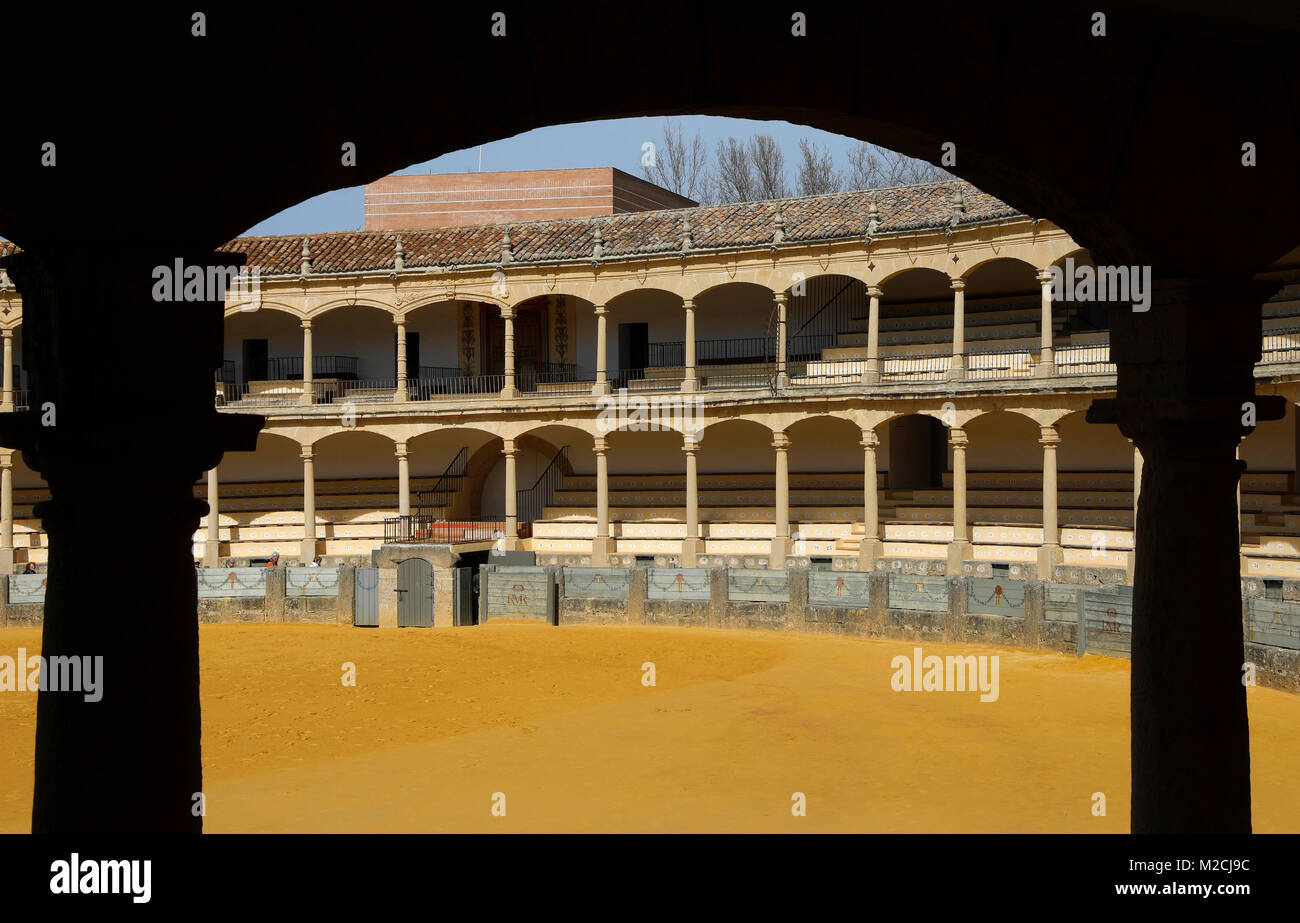 La Plaza de Toros de Ronda dans la province espagnole de Malaga, est une arène de 18e siècle qui abrite également un musée de la tauromachie. Banque D'Images