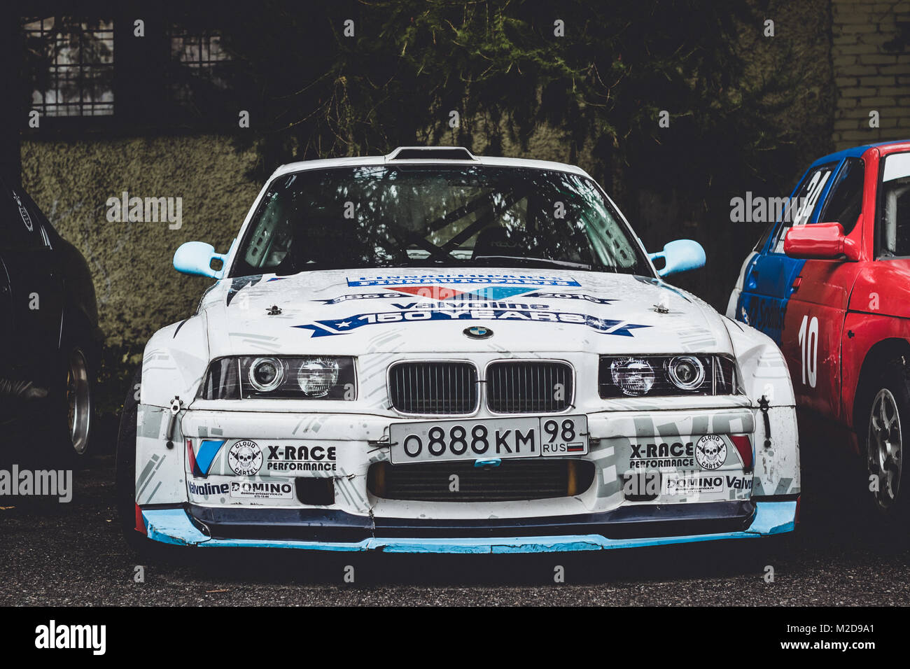Saint-pétersbourg, Russie - Septembre 16, 2017 : voiture BMW série 3, projet individuel, préparé pour drift racing motorsport. Les amateurs de voiture rallye allemand Banque D'Images