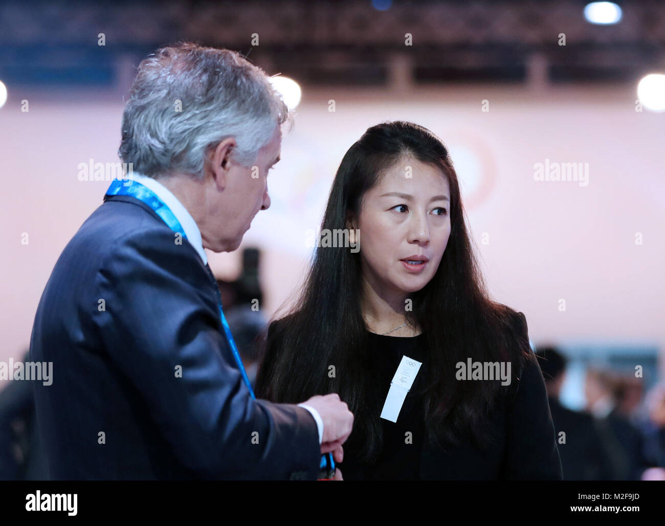 Pyeongchang, Corée du Sud. 7 Février, 2018. Membre du Comité International Olympique (CIO) Yang Yang (R) participe à la 132e Session du CIO avant les Jeux Olympiques d'hiver de 2018 à PyeongChang, Corée du Sud, 7 février 2018. Crédit : Li Gang/Xinhua/Alamy Live News Banque D'Images