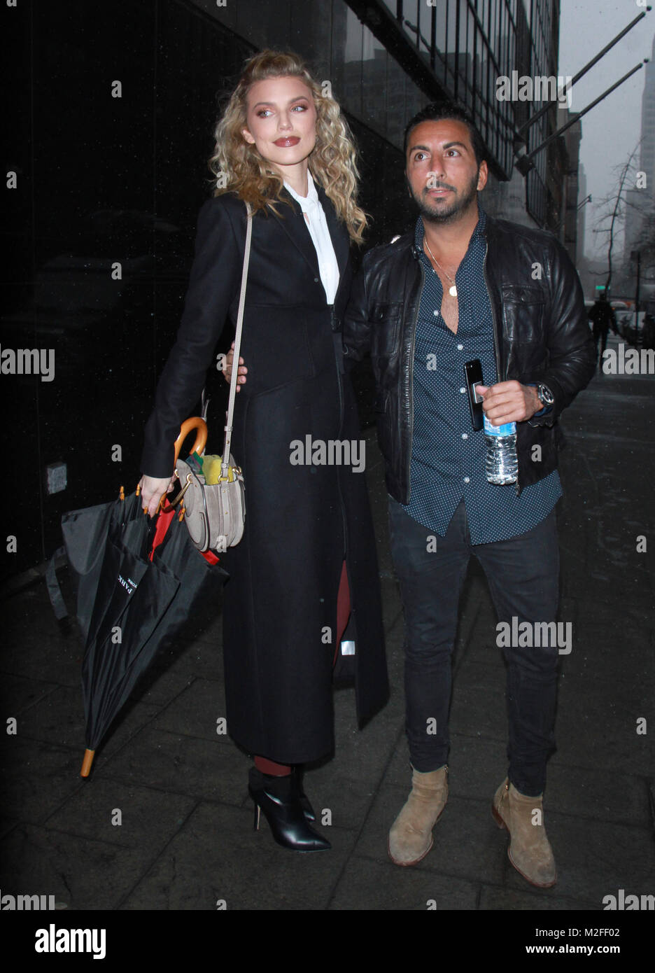 New York, NY, USA. 7 Février, 2018. AnnaLynne McCord, Danny A. Abeckaser Bonne journée à NY la promotion de son nouveau film, d'abord nous prendre Brooklyn à New York le 7 février 2018. Credit : Rw/media/Alamy Punch Live News Banque D'Images