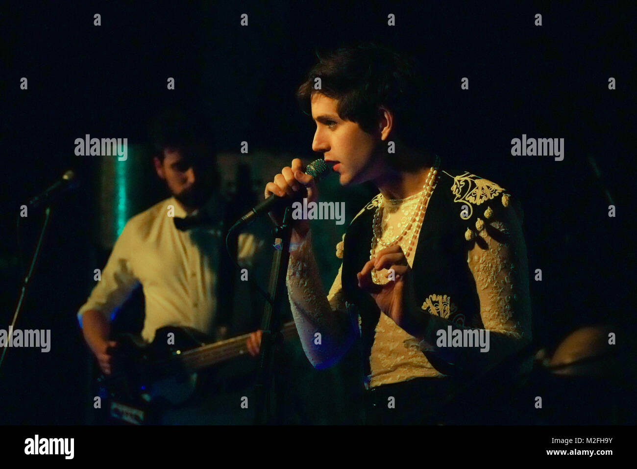 Londres, Royaume-Uni. 7 Février, 2018. Ezra Furman en live sur la scène du Lexington à Londres avant le lancement de son nouvel album Transangelic Exode. Date de la photo : le mercredi 7 février 2018. Credit : Roger Garfield/Alamy Live News Banque D'Images