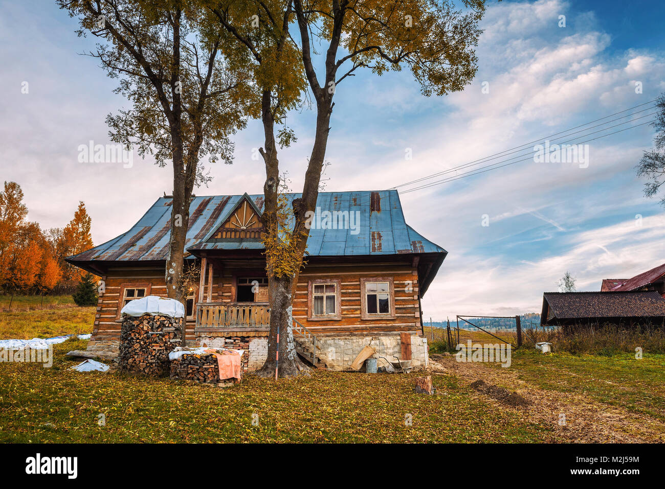 Maison historique dans le village de Zdiar dans les Hautes Tatras Banque D'Images