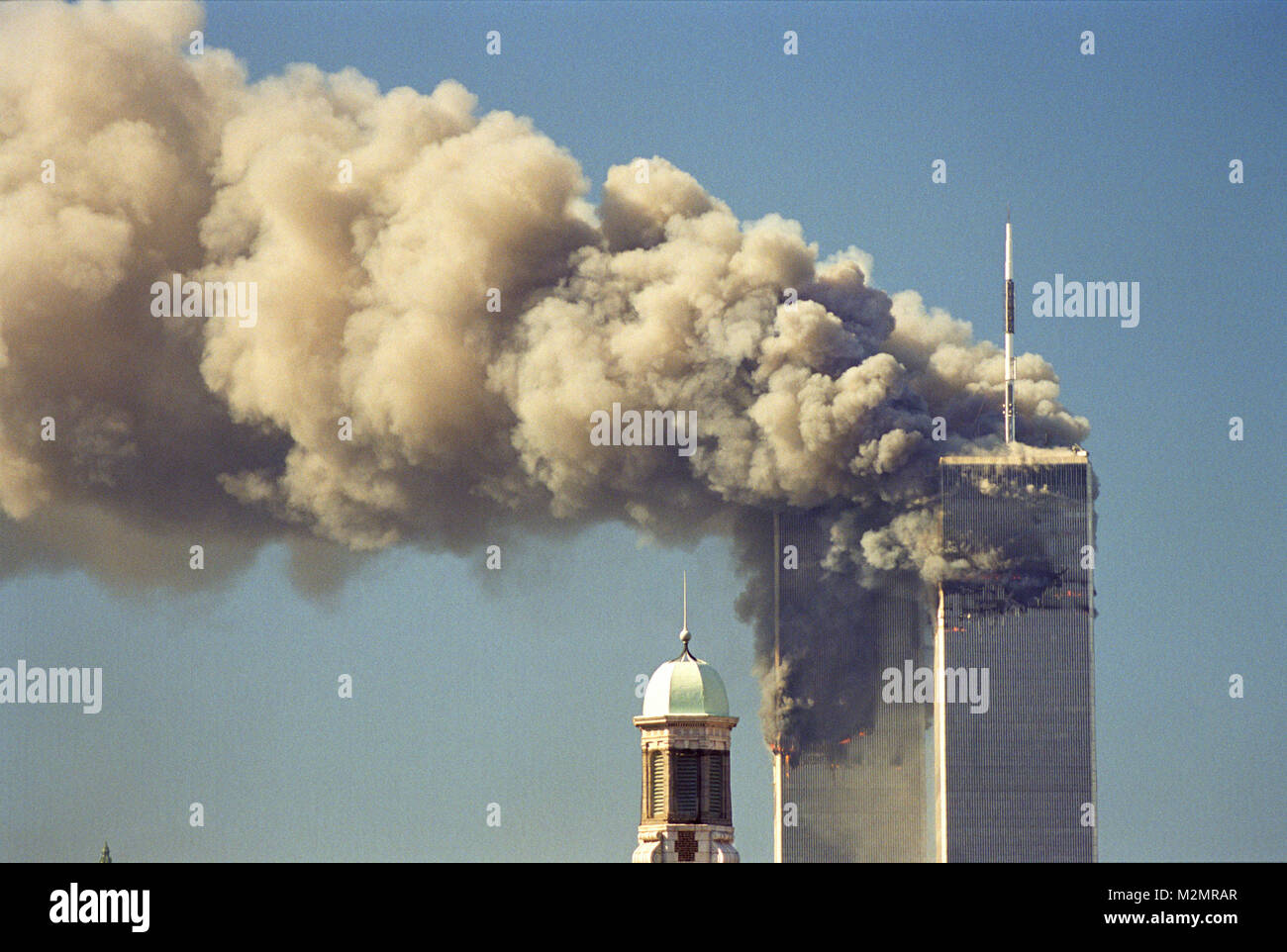 L'attaque du World Trade Center à partir de 14 photos prises sur un toit de la rue comme les tours brûler Banque D'Images