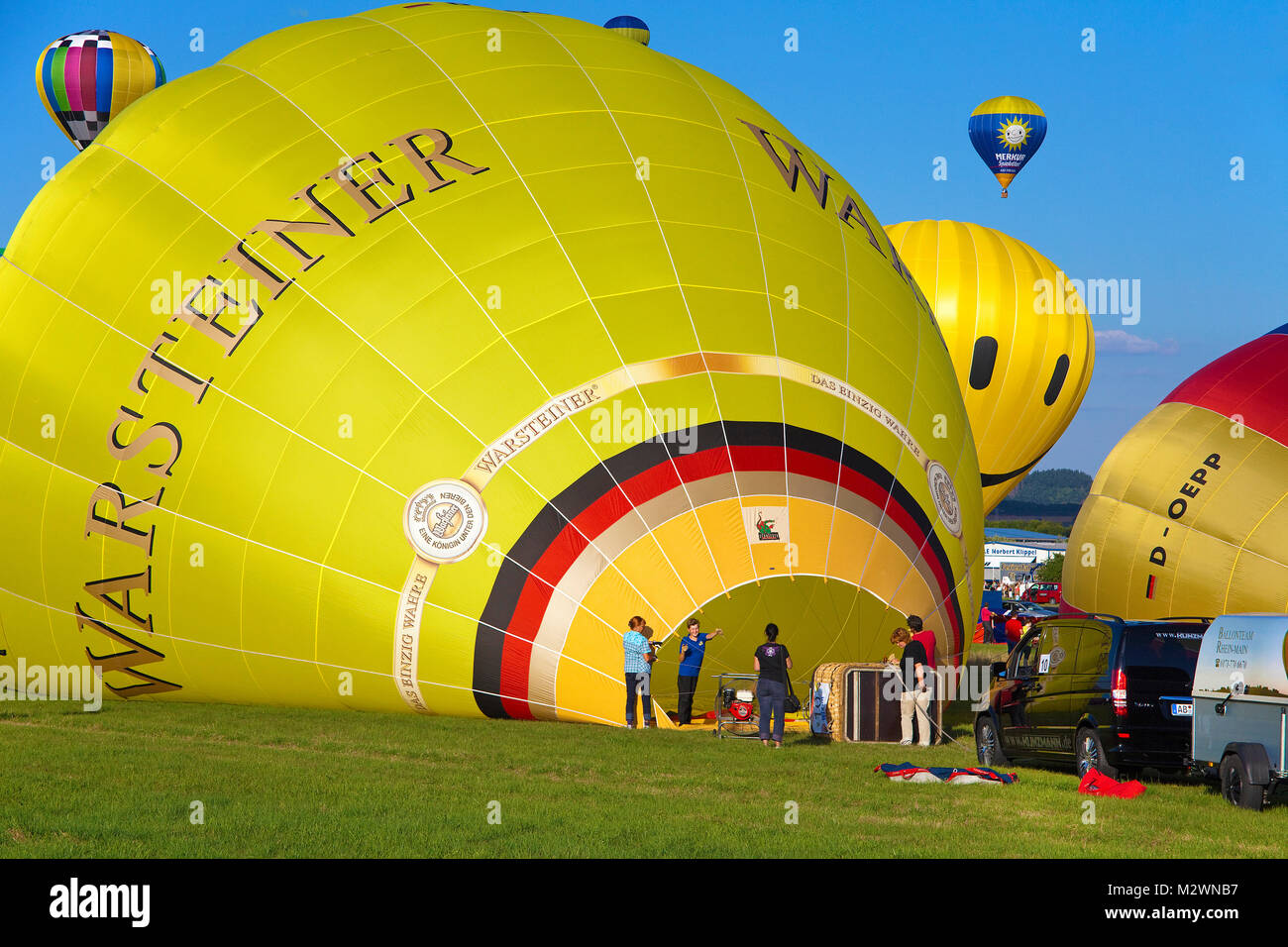 Brûleur à propane chauffe l'air, montgolfière montgolfière Moselle, festival, Trier-Foehren Foehren, Rhénanie-Palatinat, Allemagne, Europe Banque D'Images