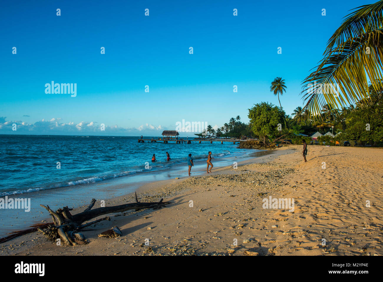 Coucher du soleil à la plage de Pigeon Point, Tobago, Trinité-et-Tobago, des Caraïbes Banque D'Images