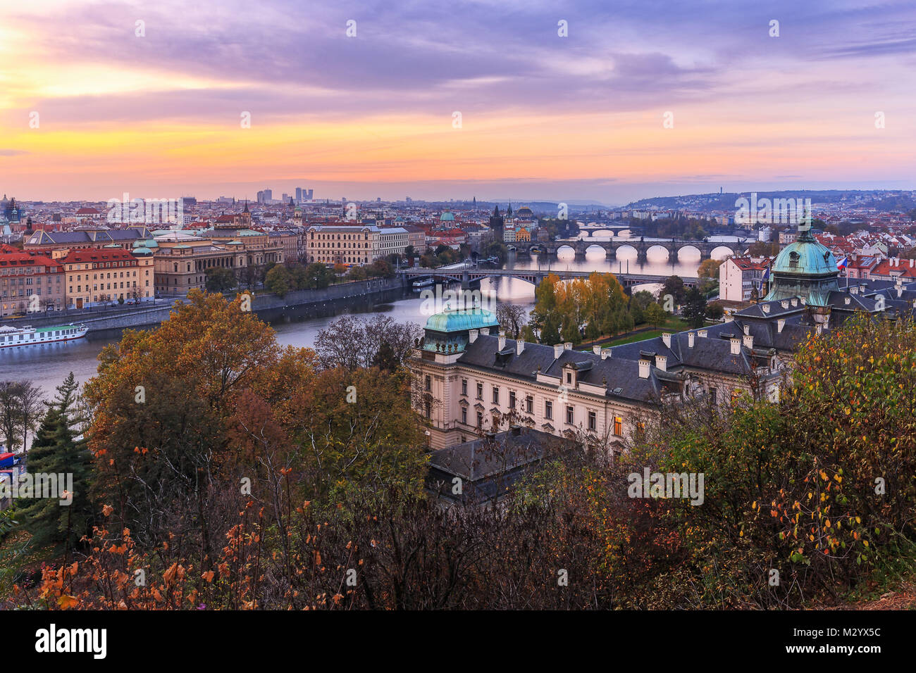 Vue sur Prague à partir du métronome Banque D'Images