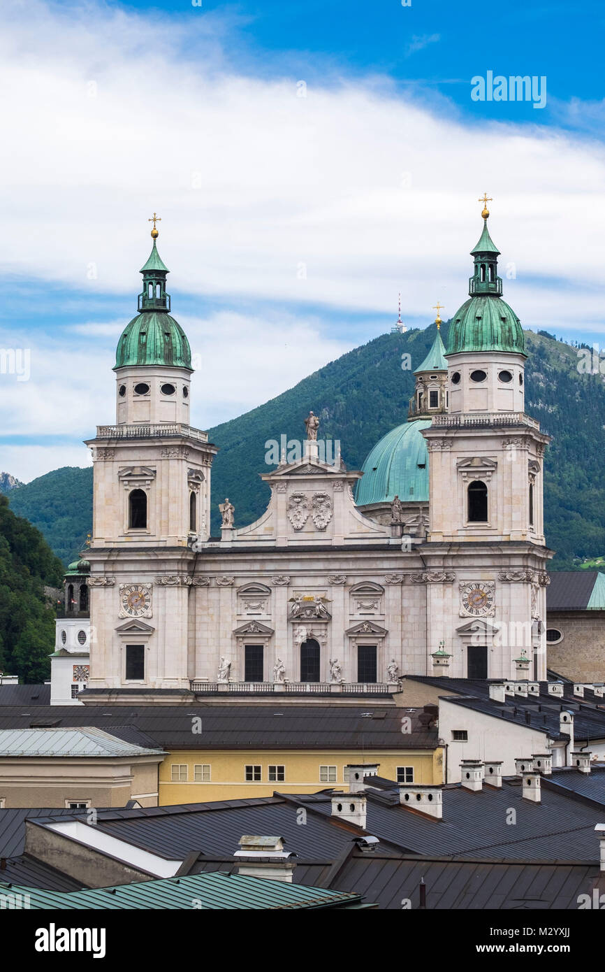 Vue de la cathédrale de Salzbourg Autriche, Europe de l'été Banque D'Images