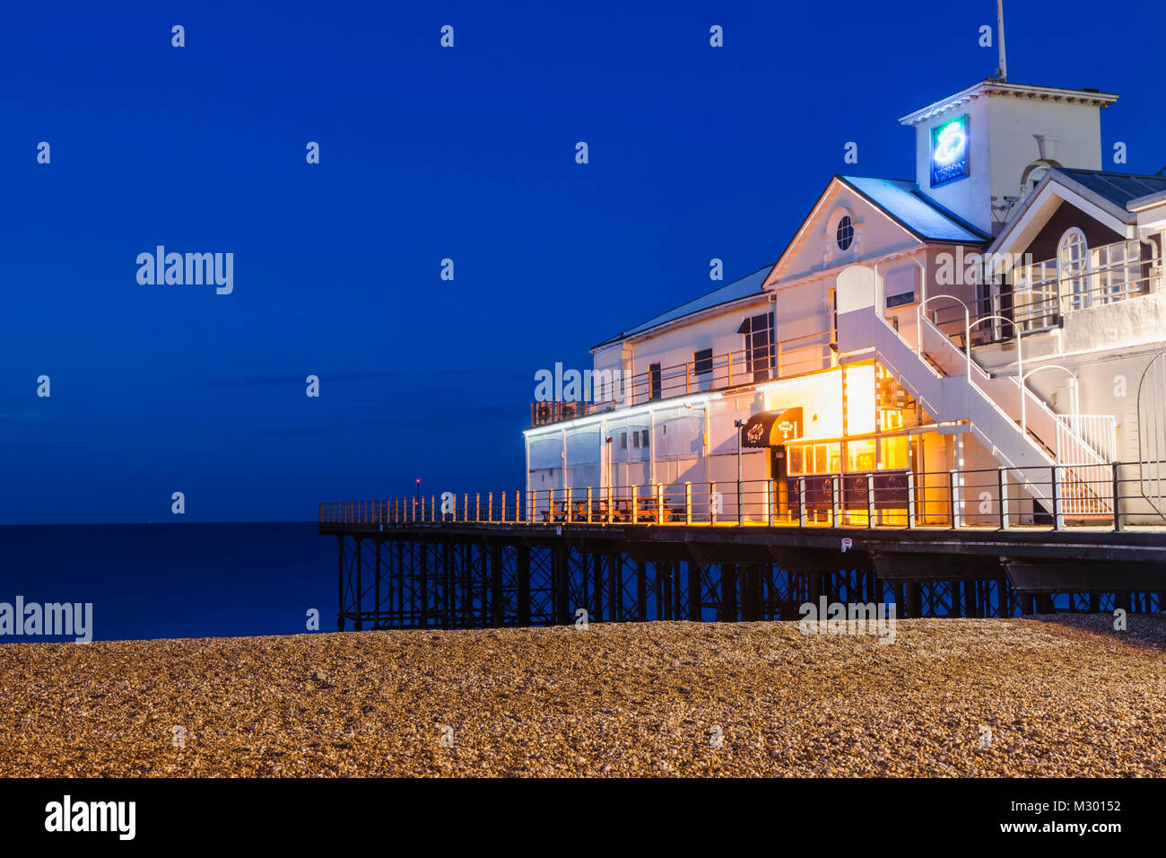 L'Angleterre, West Sussex, Bognor Regis, Littlehampton Beach et de la jetée Banque D'Images