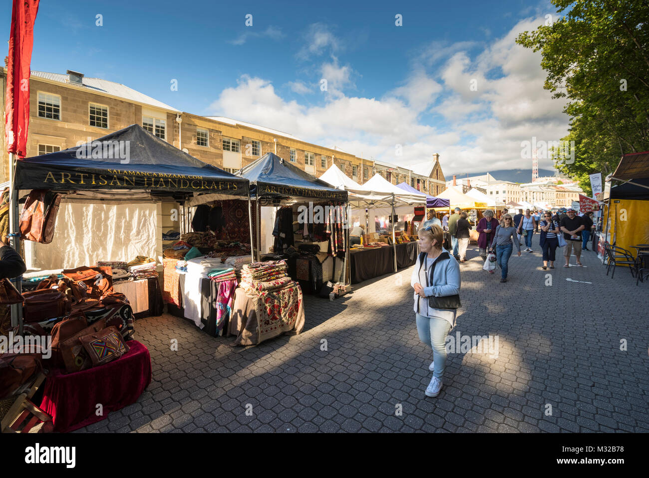 Le marché Salamanca est un marché de rue dans la région de Salamanca Place, Hobart, Tasmanie, Australie Banque D'Images