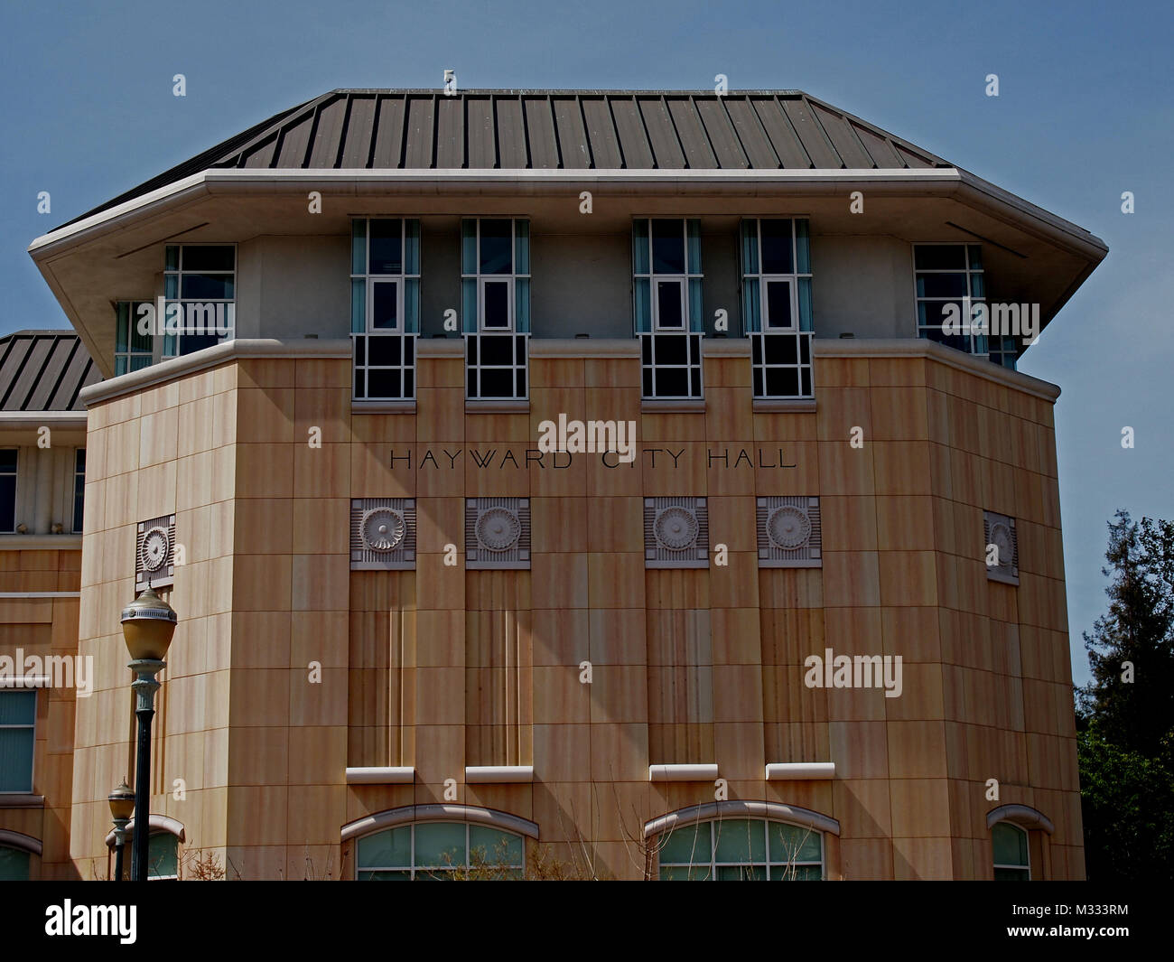 Hayward City Hall, Californie Banque D'Images