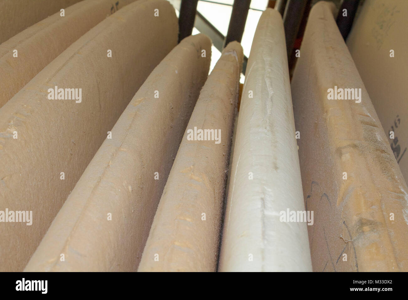 Les blancs surfboard unfinished Banque D'Images