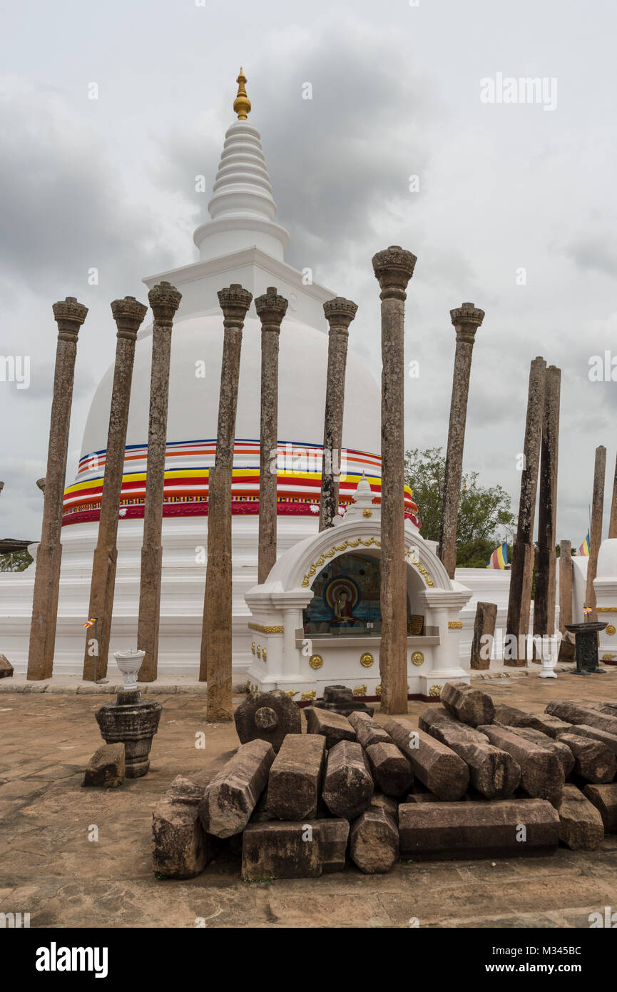 Anuradhapura, Sri Lanka,Thuparama Dagoba Banque D'Images