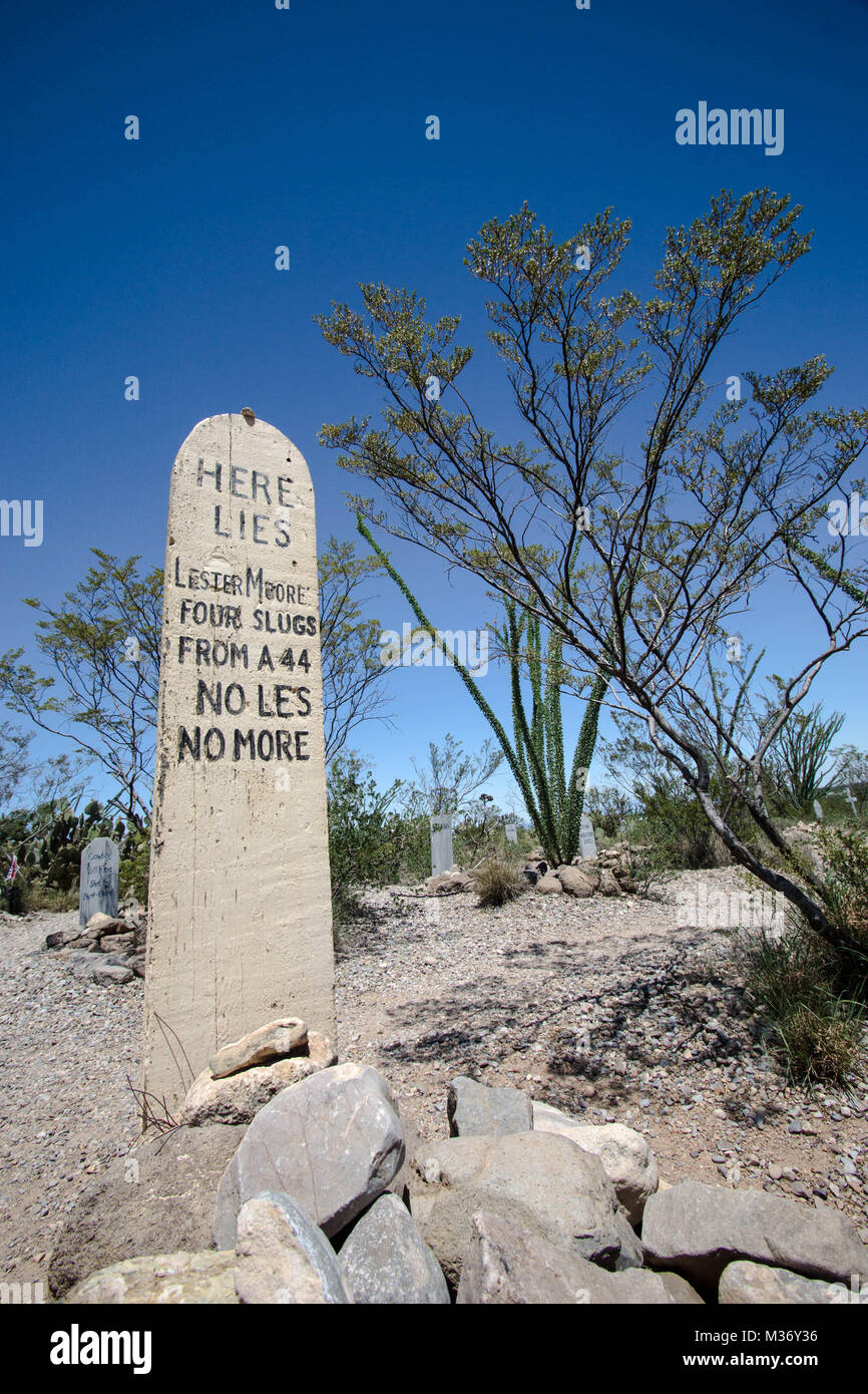 Avis de Boot Hill Cemetery à Tombstone, en Arizona Banque D'Images